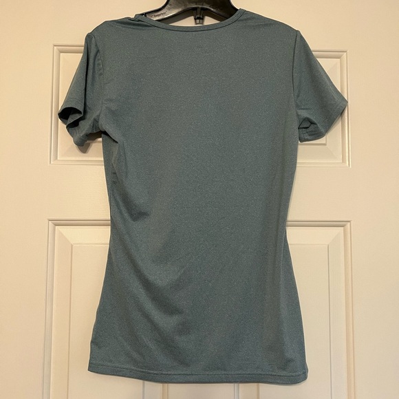 32 Degrees Cool Women's Blue Short Sleeve Scoop Neck T-Shirts Size Small - Picture 8 of 11